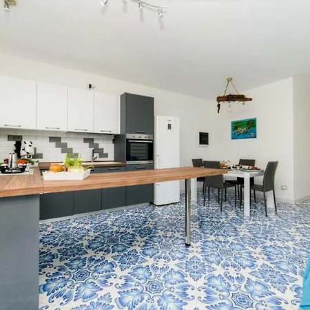 Incanto Luxury House Ferienhaus *